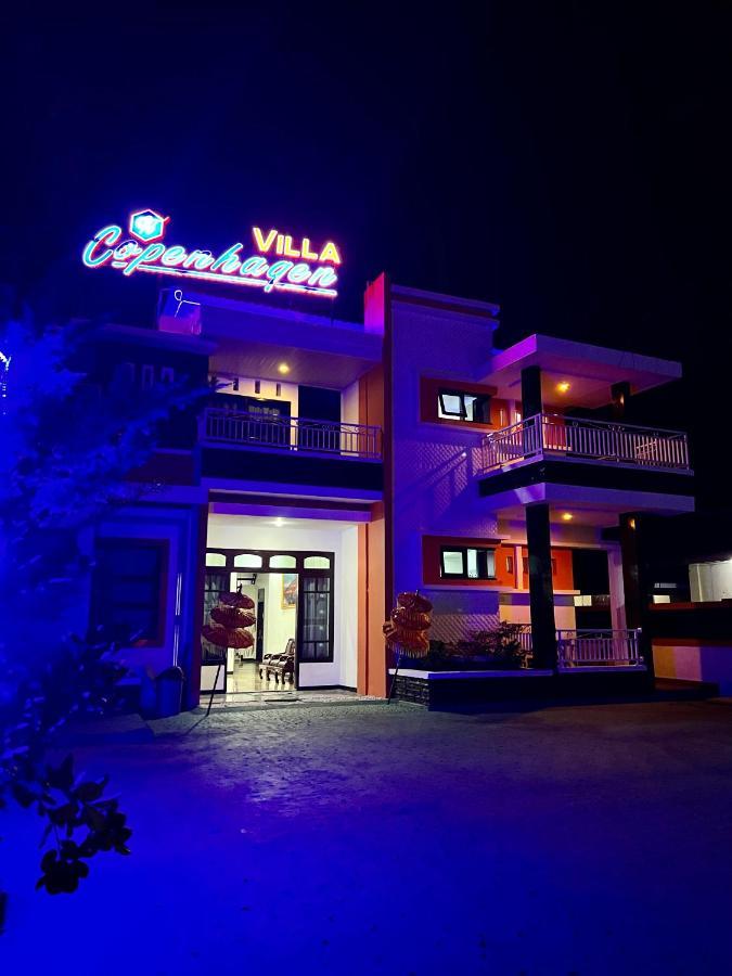Villa Copenhagen Bukittinggi Kültér fotó